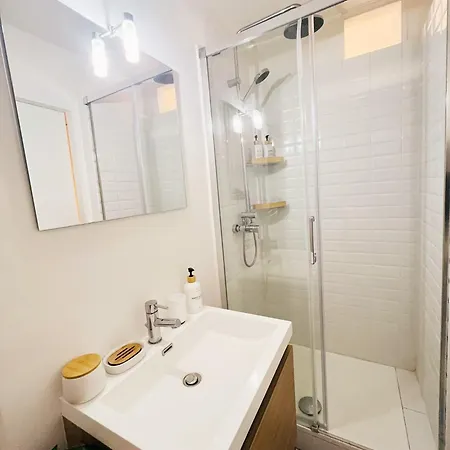 Apartment Renove Climatise Confort - Lit Queen Size - Emplacement Ideal Pres Des Plages Nice